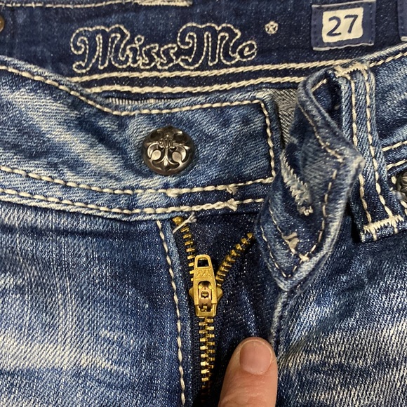 Miss me denim shorts. Size 27 ladies. - Picture 3 of 10